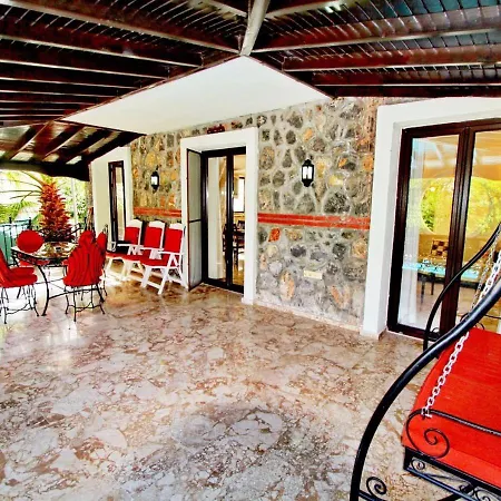 Taskonak 1 Villa 빌라